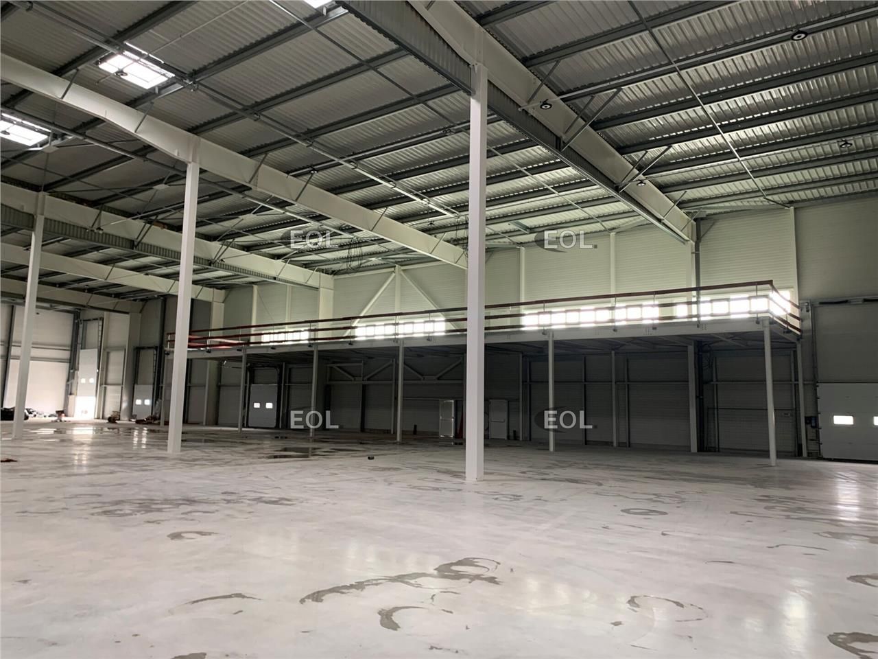 Location Entrepôt 4804 m² non divisibles