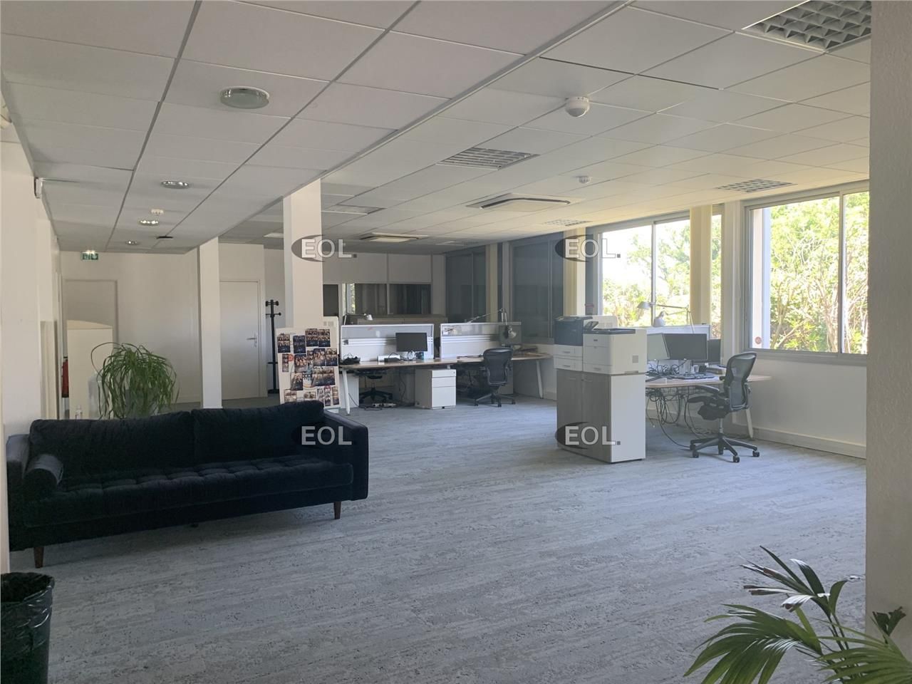Vente Bureaux 300 m² non divisibles