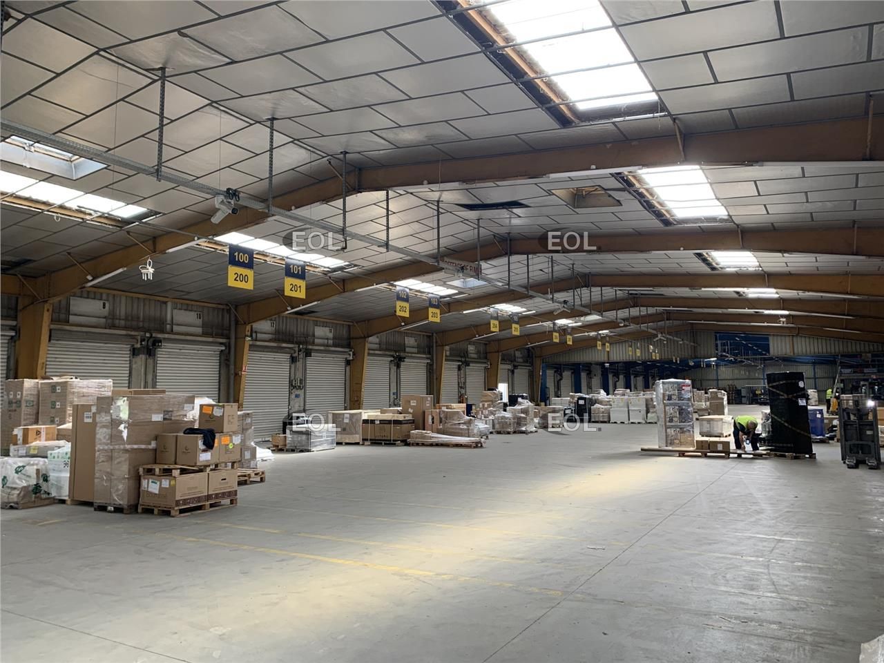 Vente Entrepôt 2521 m² non divisibles