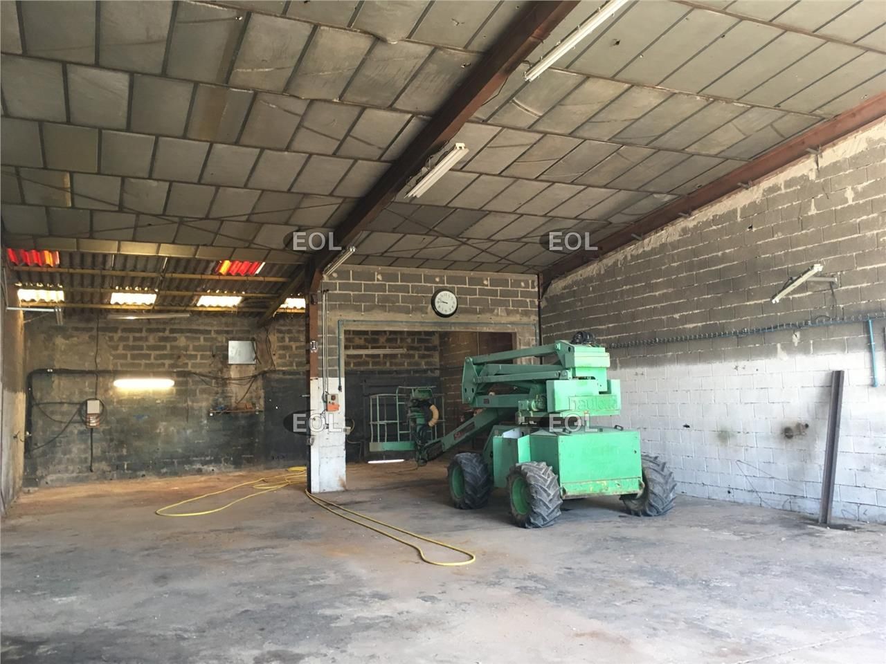 Vente Local d'activités 600 m² non divisibles