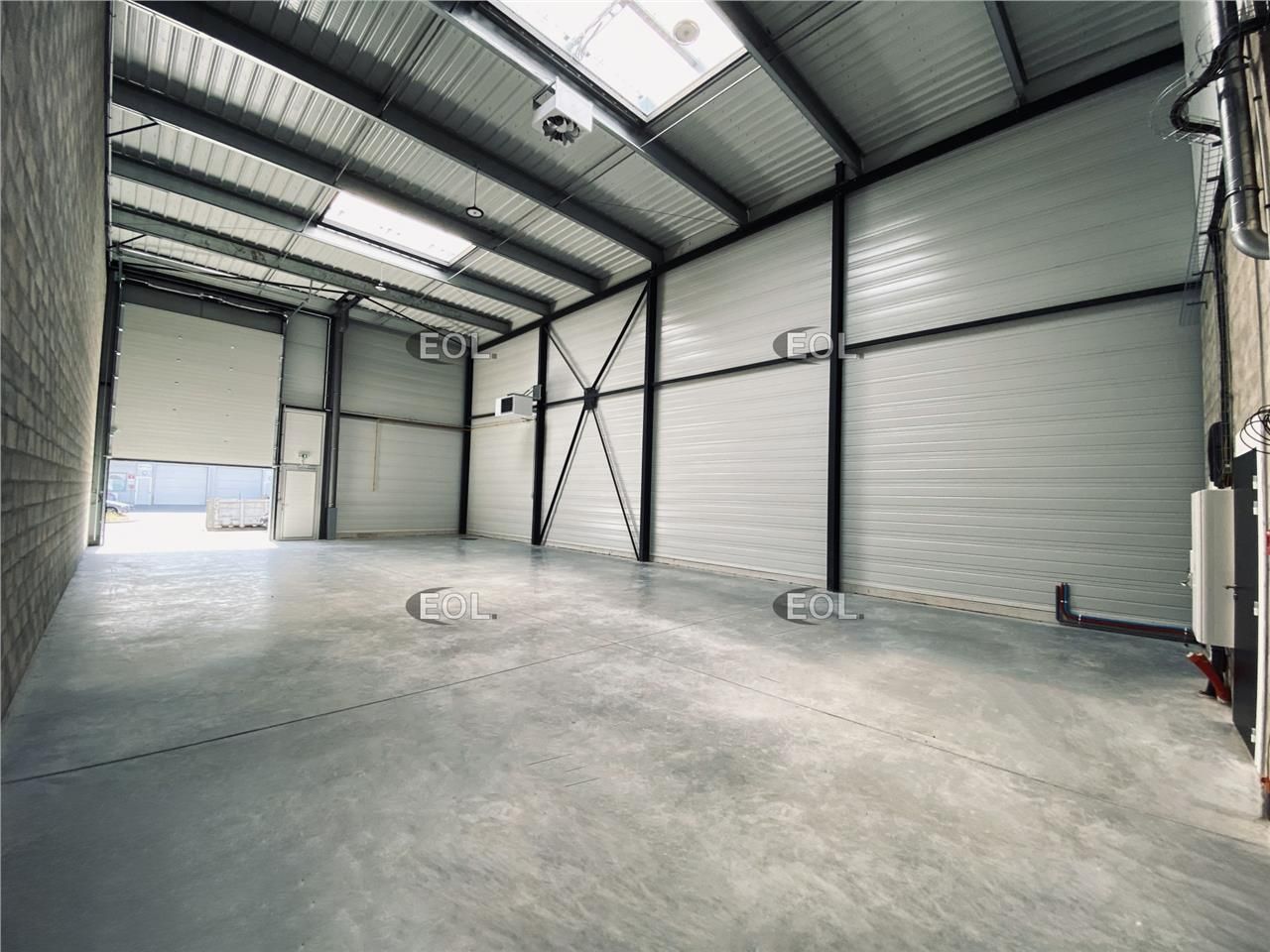 Vente Local d'activités 1385 m² non divisibles