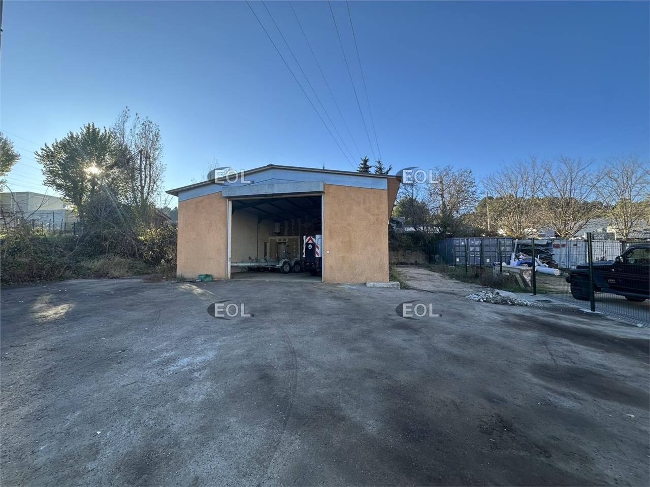 Location Local d'activités 150 m² non divisibles