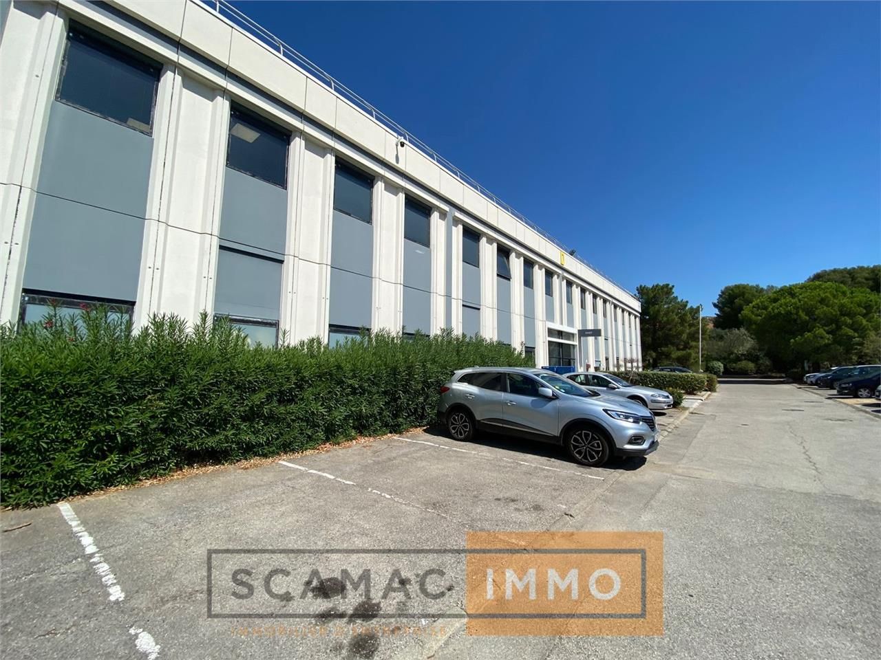 Location Local d'activités 432 m² non divisibles
