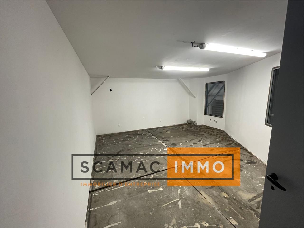 Location Local d'activités 330 m² non divisibles