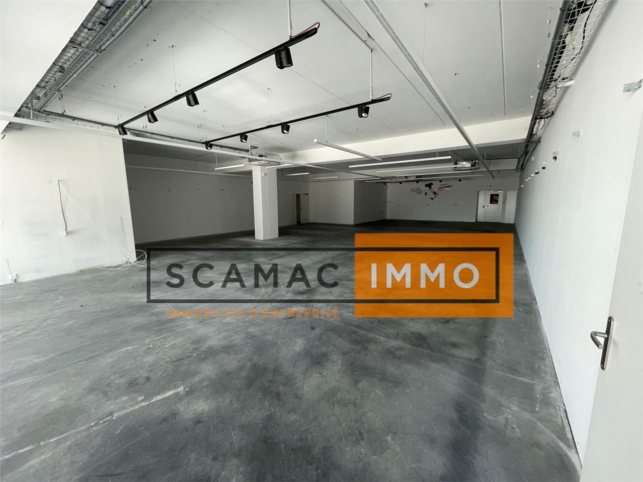 Local commercial de 658m²