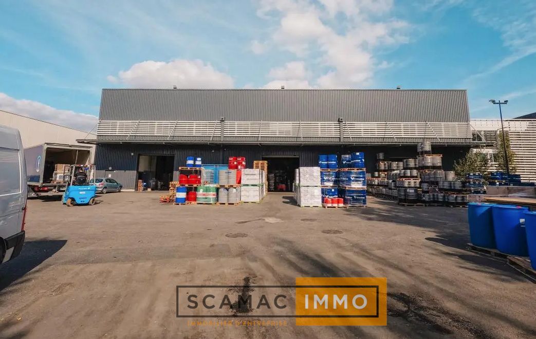 Location Local d'activités 1156 m² non divisibles