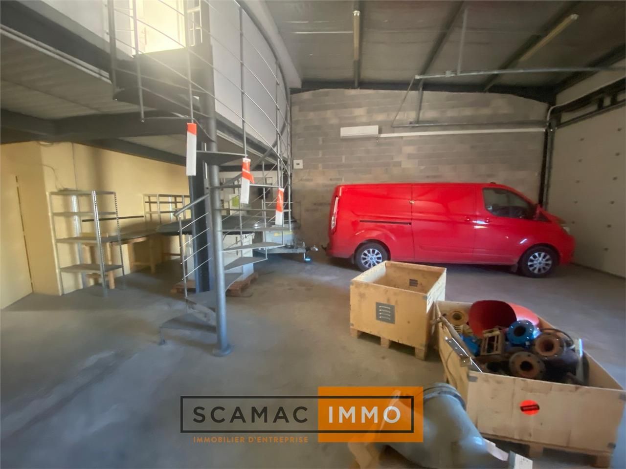 Local d'activités de 240m²