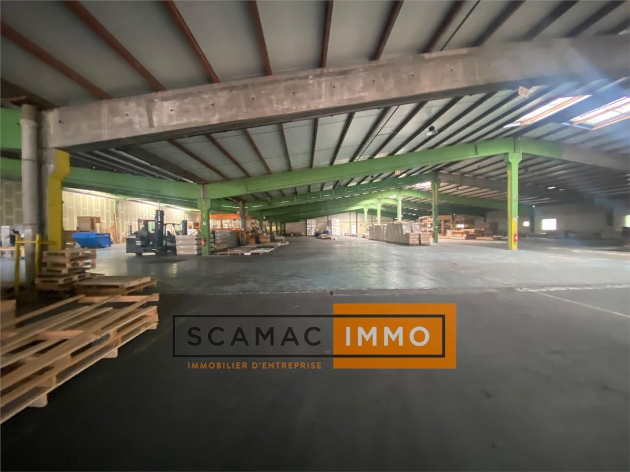 Entrepôt de 2000m²