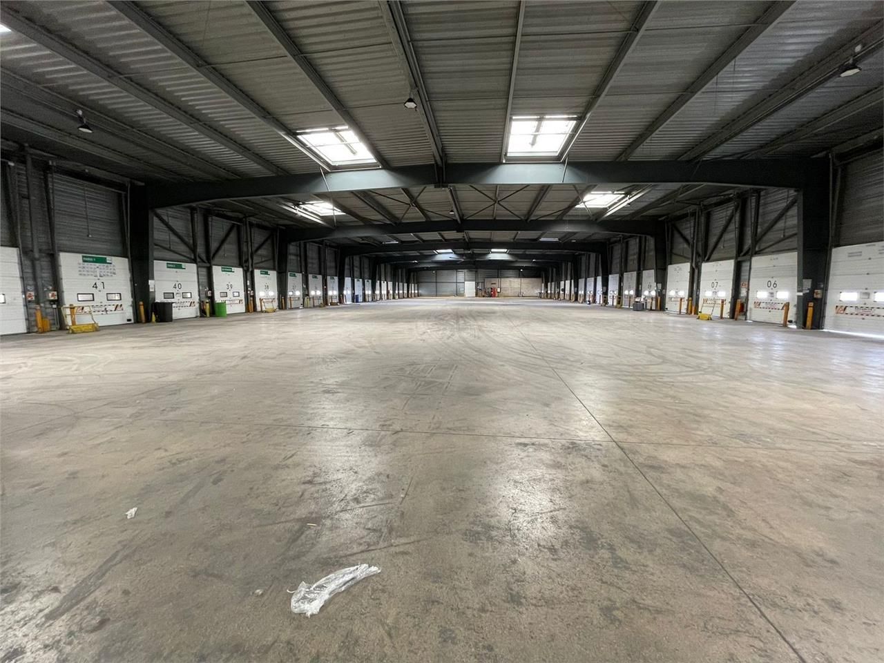 Entrepôt de 3548m²