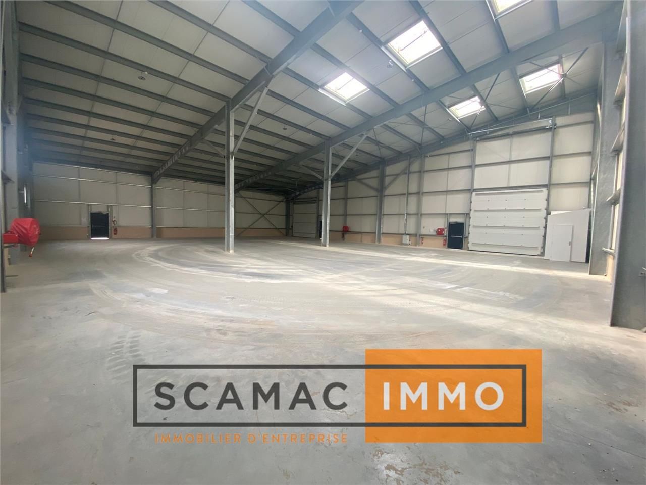 Local d'activités de 2780m²
