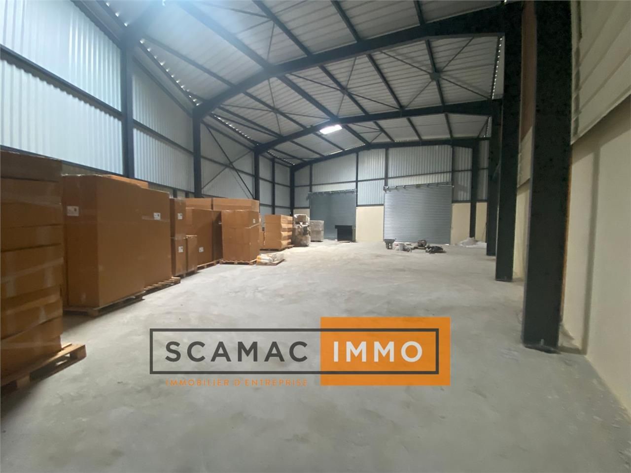 Entrepôt de 350m²