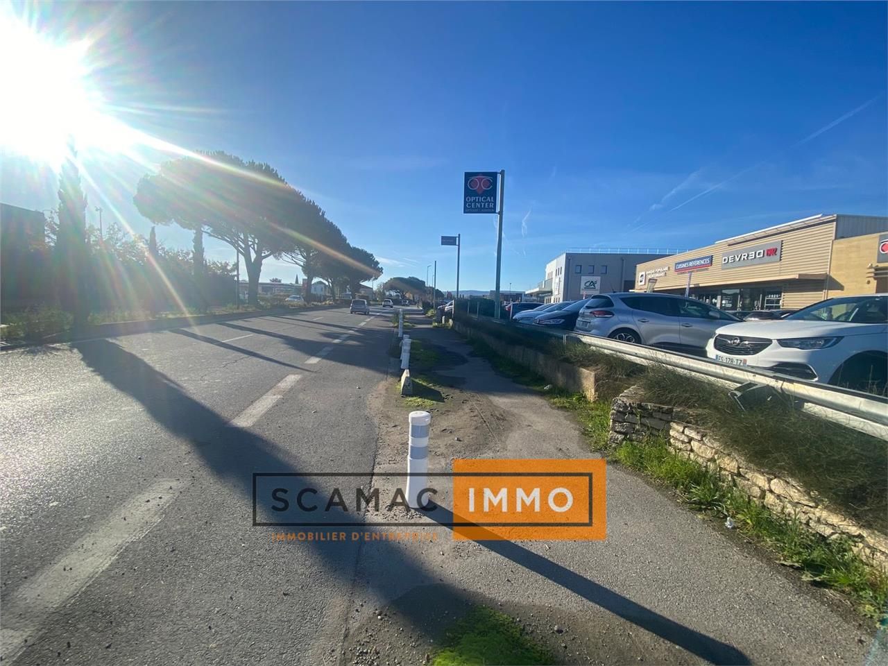 Location Local Commercial 315 m² non divisibles