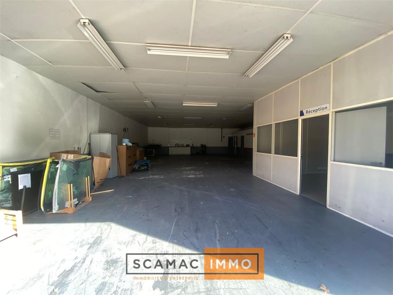 Local d'activités de 200m²