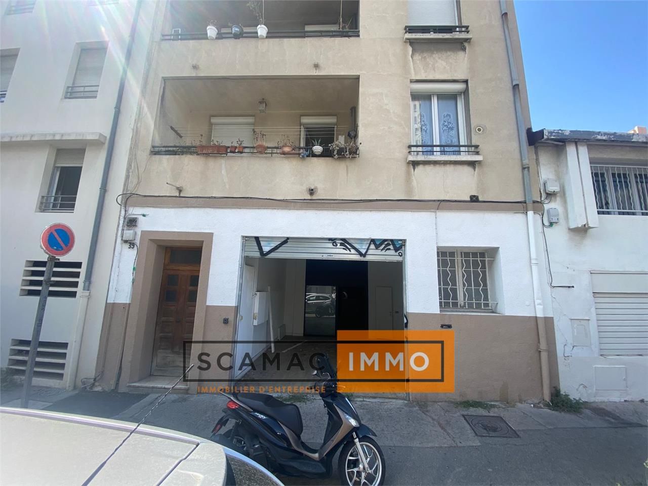 Location Local Commercial 155 m² non divisibles