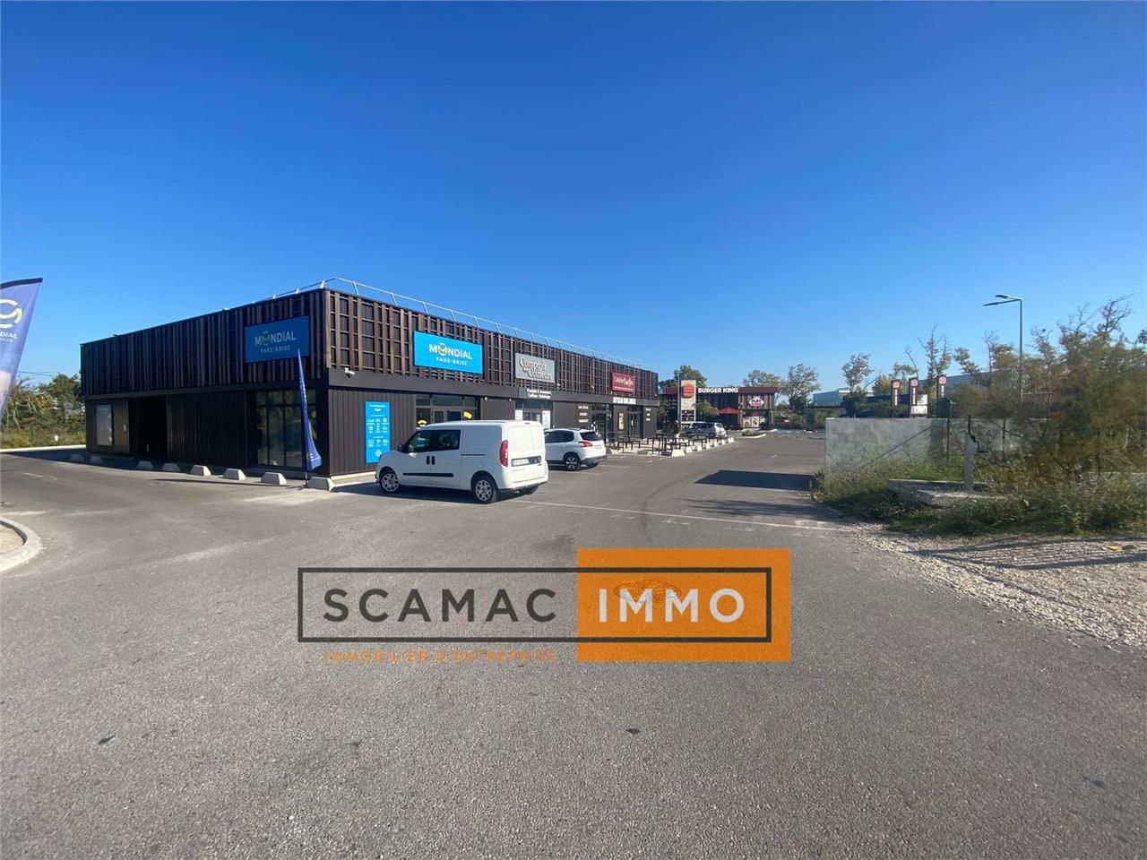 Vente Local Commercial 305 m² non divisibles