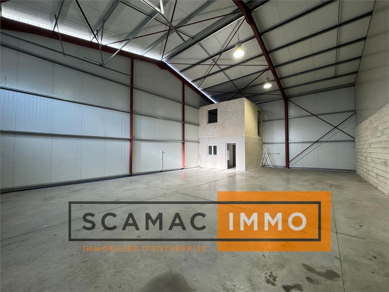 Location Local d'activités 200 m² non divisibles