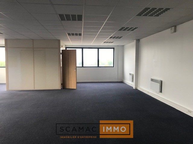 Location Bureaux 250 m² non divisibles