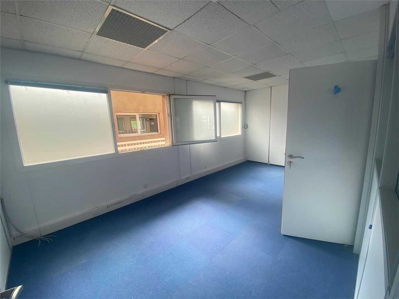 Location Bureaux 104 m² non divisibles