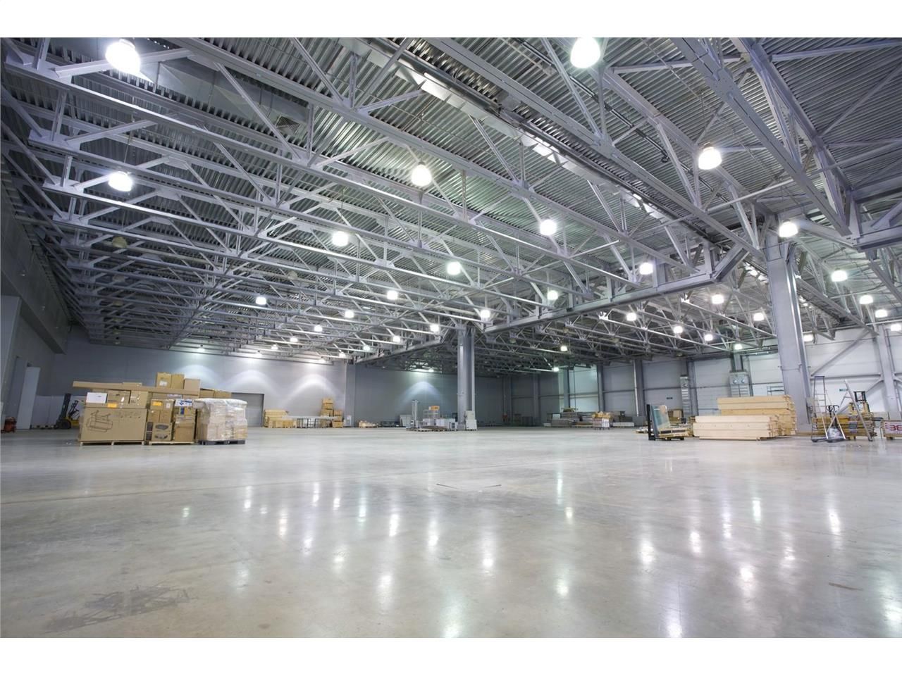 Entrepôt de 1800m²