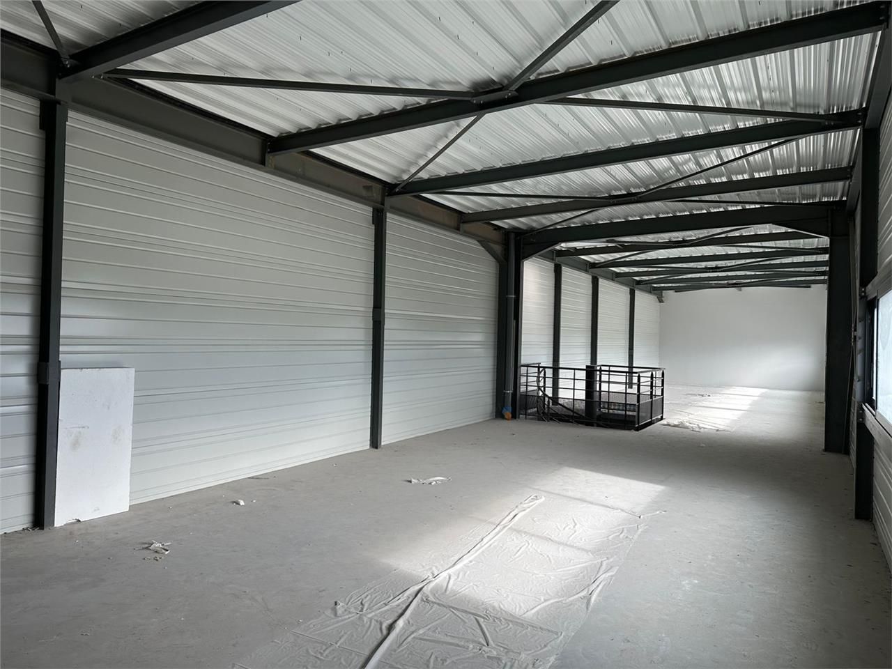 Location Bureaux 150 m² non divisibles