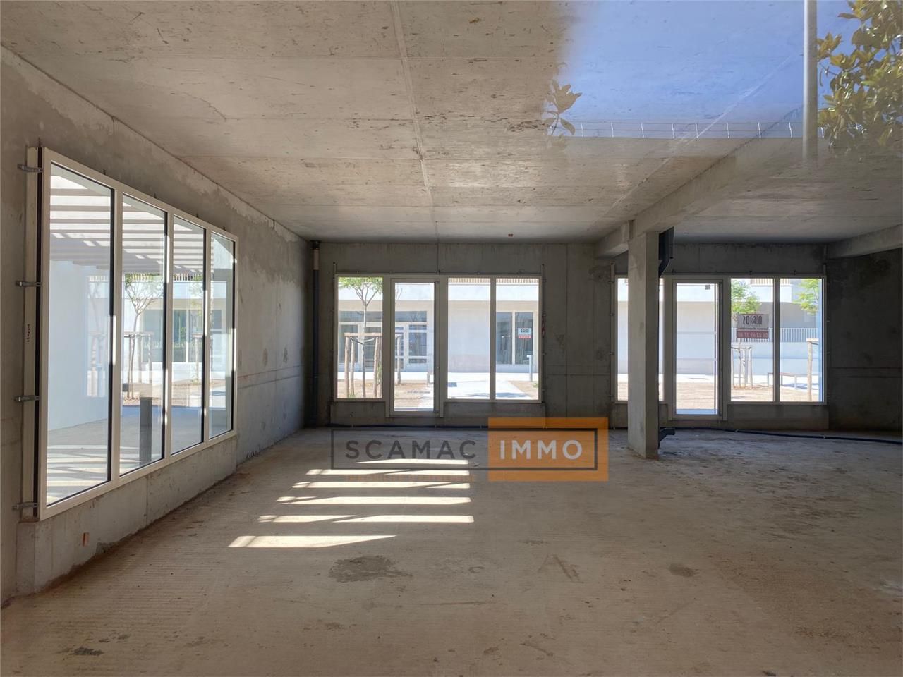 Local commercial de 150m²