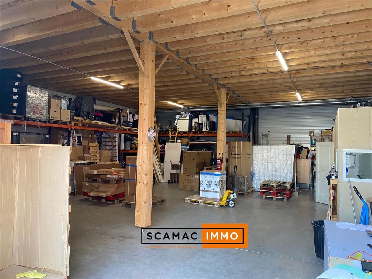 Entrepôt de 360m²