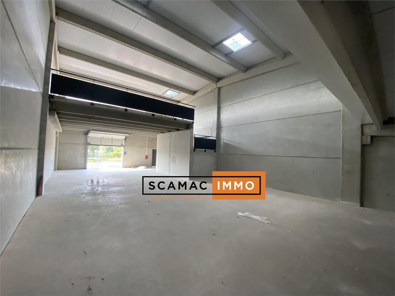 Location Entrepôt 600 m² non divisibles