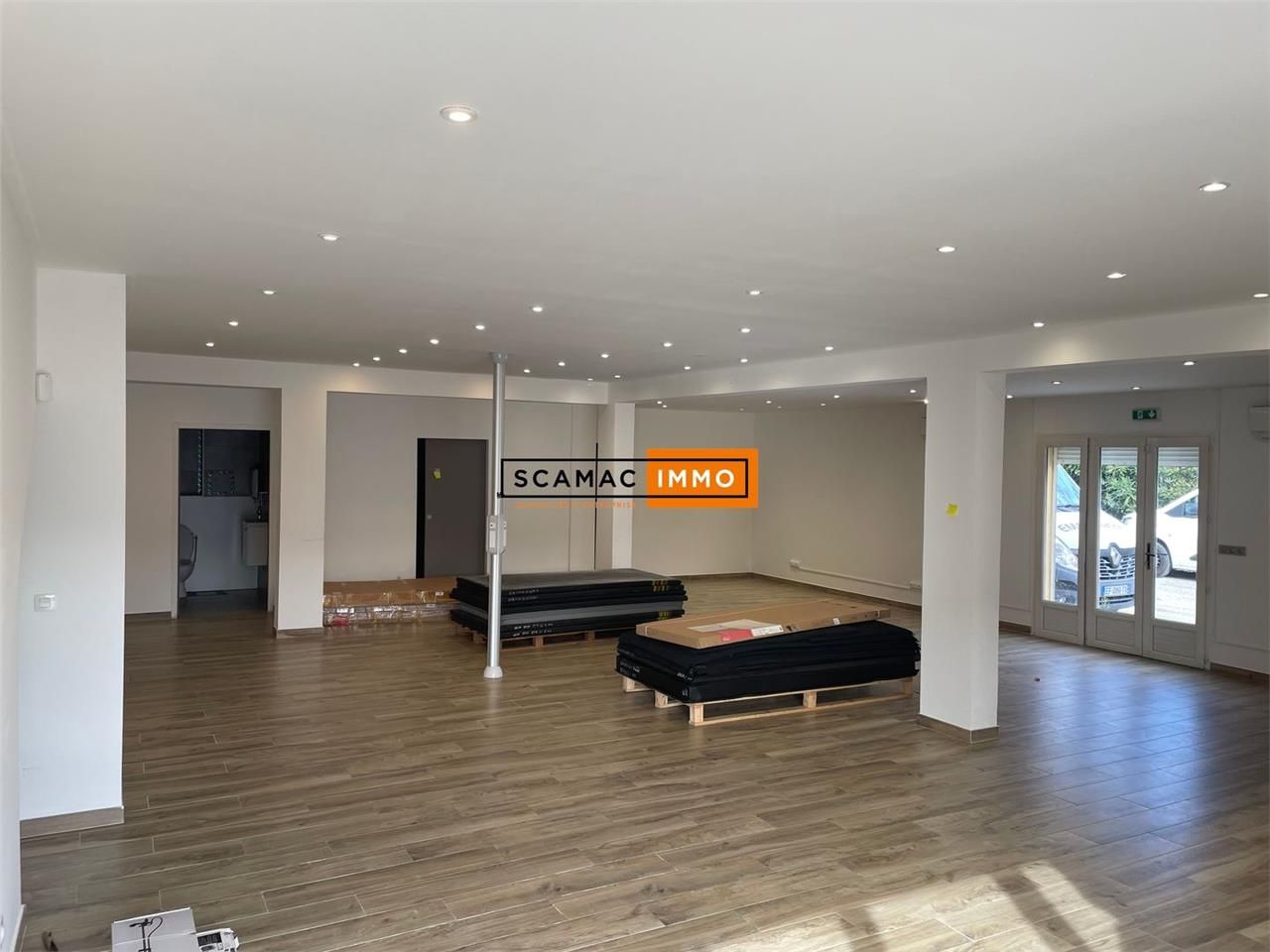 Local d'activités de 430m²