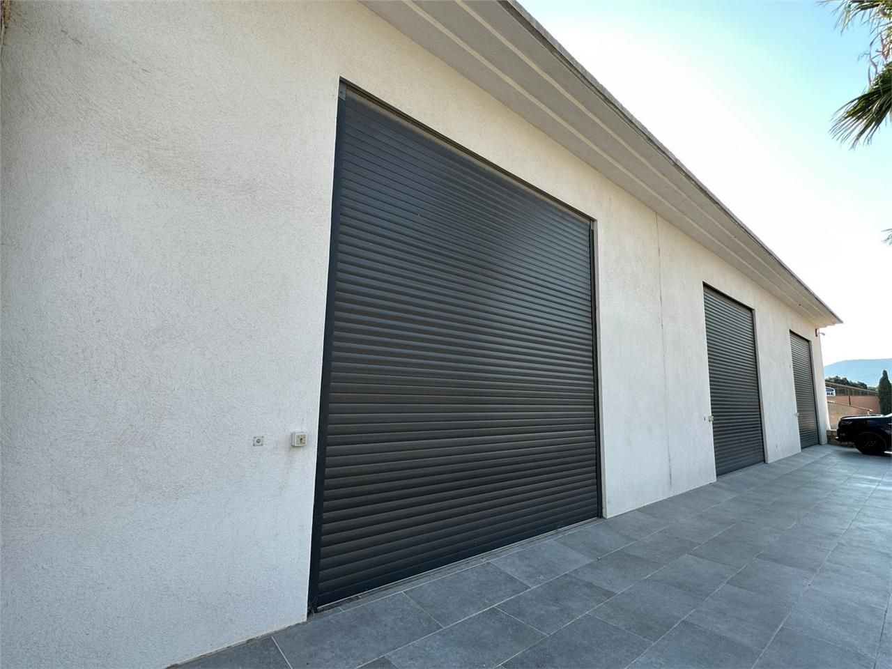 Location Local Commercial 119 m² non divisibles