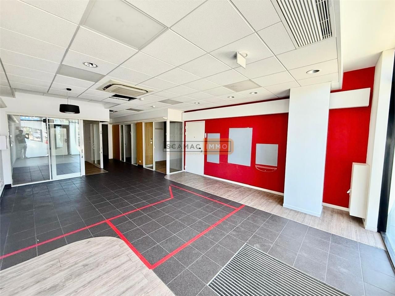 Location Local d'activités 180 m² non divisibles