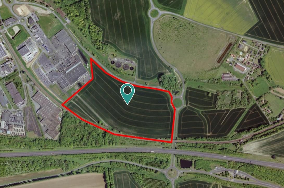 Location Autres 48815.34 m² divisibles 60110 Méru