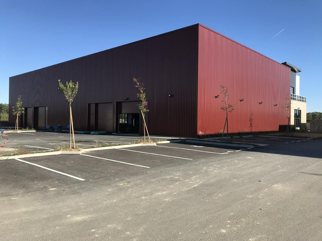 Location PME-PMI 794 m² divisibles 91280 Saint-pierre-du-perray