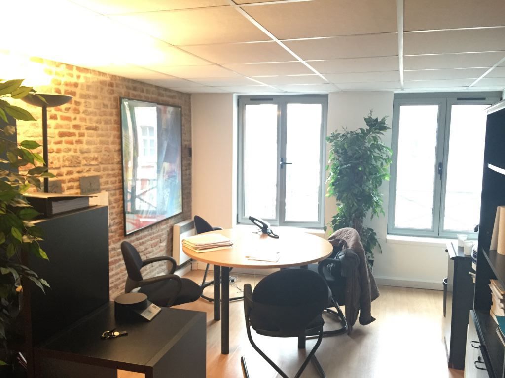 Location bureau 70 m² à LILLE