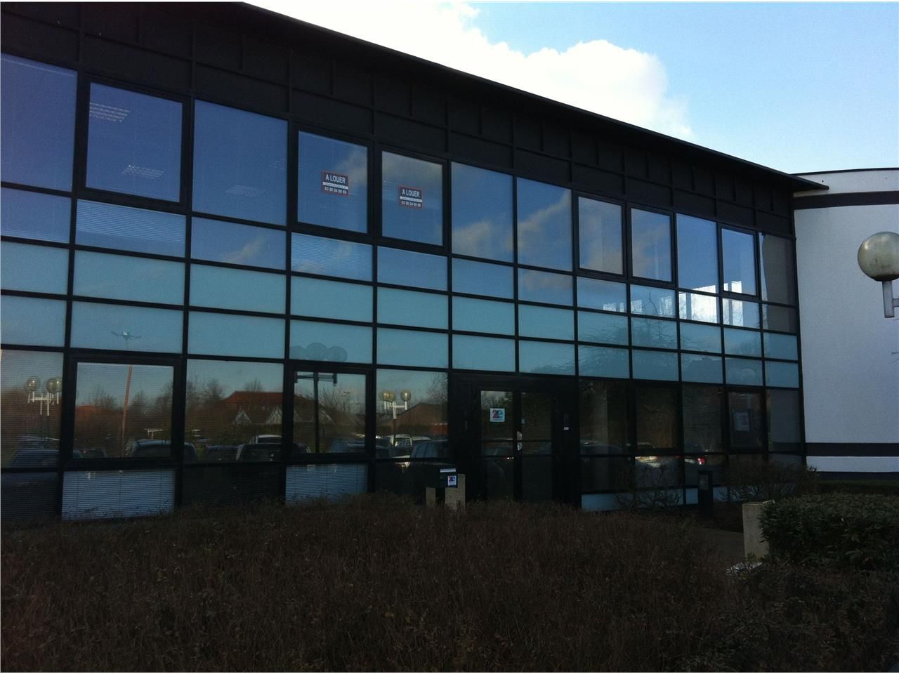 Location bureaux 421 m² à VILLENEUVE D'ASCQ