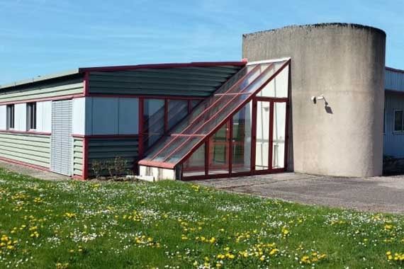 Vente local d''activites 850 m² non divisibles