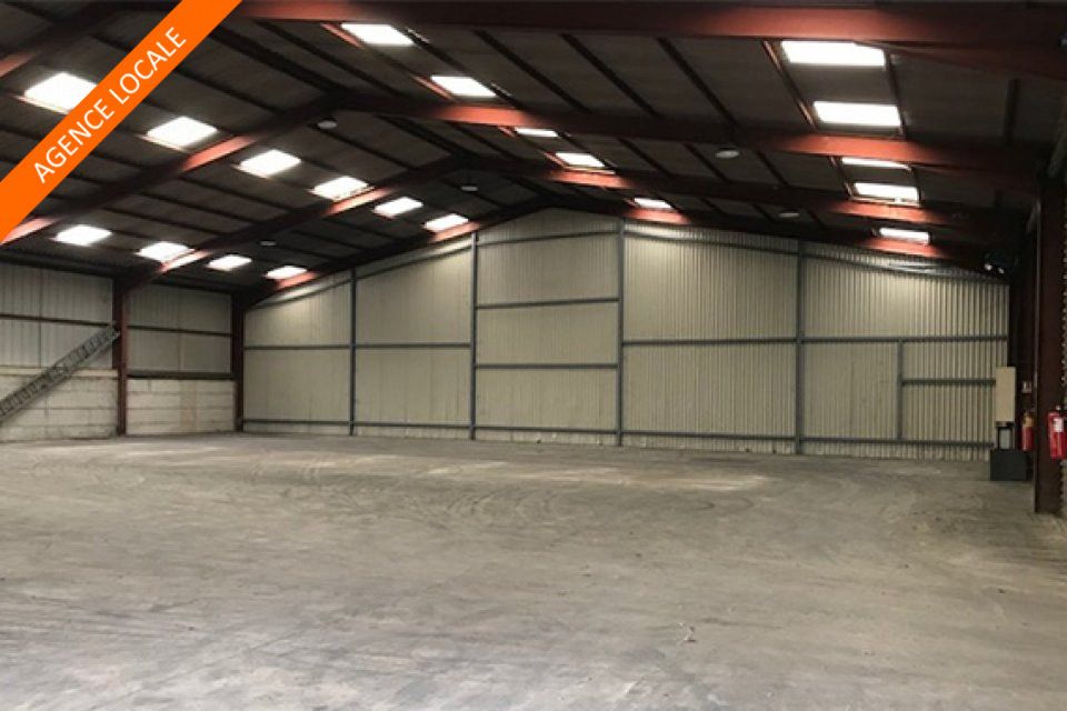 Location entrepot 625 m² non divisibles