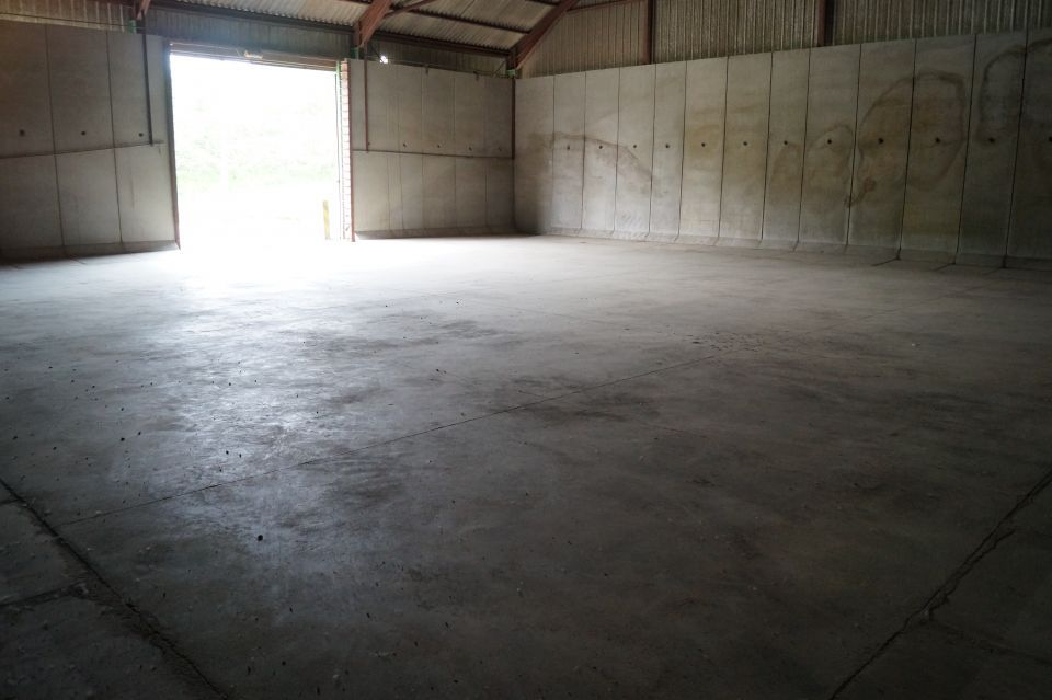 Entrepôt de 400 m² disponible à la location à Eclaron (52)