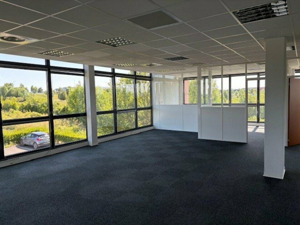 Location bureaux 707.75 m² divisibles à partir de 350 m²