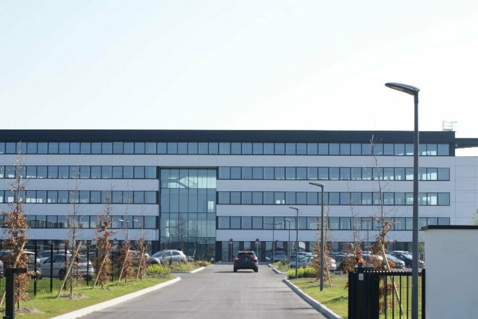Location bureaux 1255 m² divisibles à partir de 419 m²