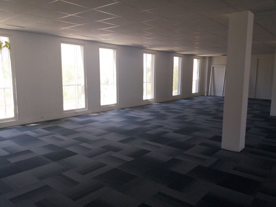 Location bureaux 223 m² non divisibles