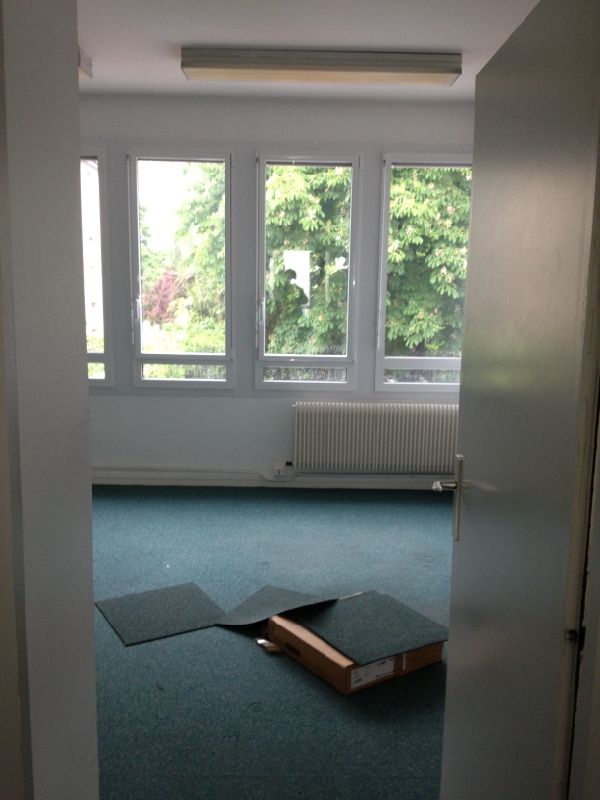 Location bureaux 200 m² non divisibles