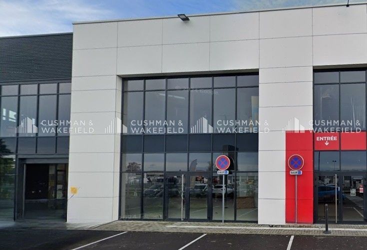 Location locaux commerciaux 320 m² non divisibles