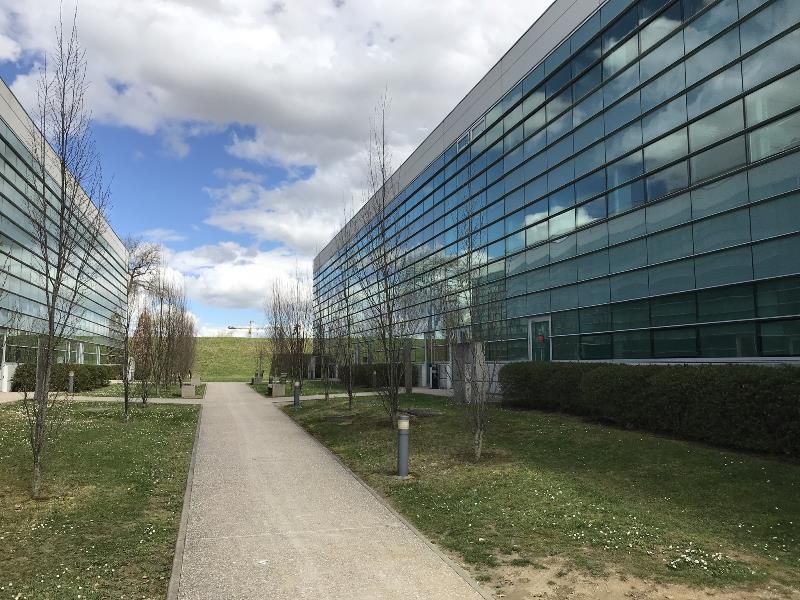 Location bureau - 800 m²