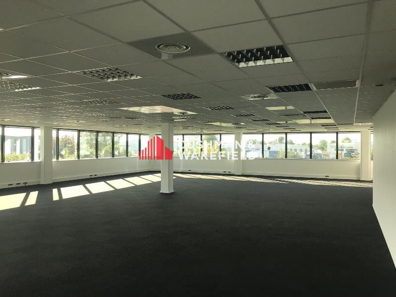 Location bureaux 216 m² non divisibles