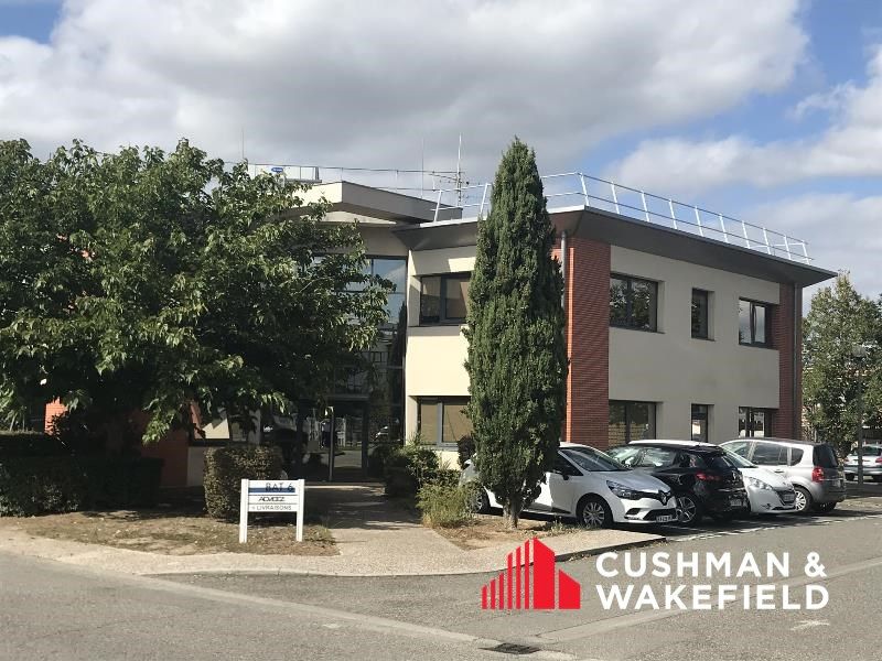 Location bureaux 671 m² divisibles à partir de 332 m²