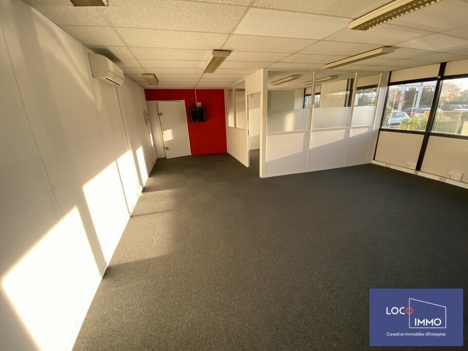 Location bureaux 240 m² divisibles à partir de 120 m²