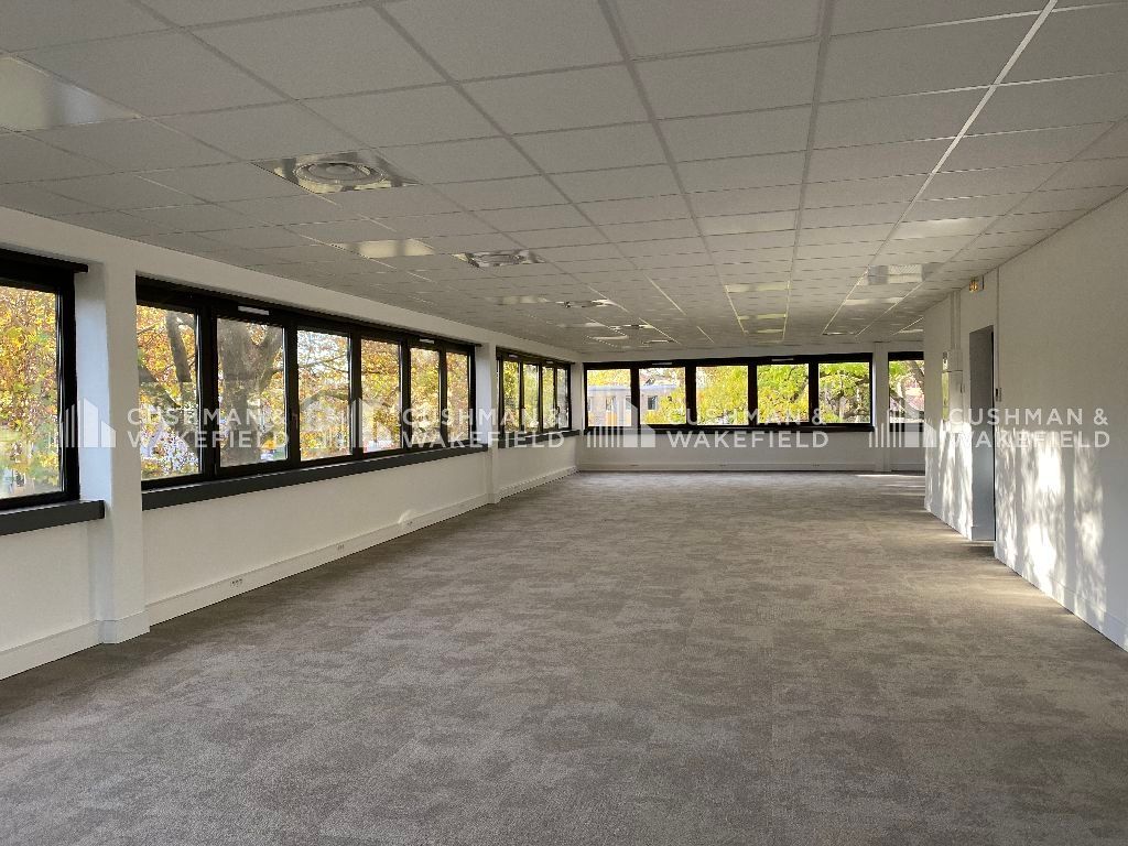 Location bureaux 396 m² divisibles à partir de 110 m²