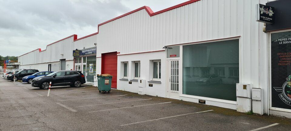 Location local d''activites 185 m² non divisibles