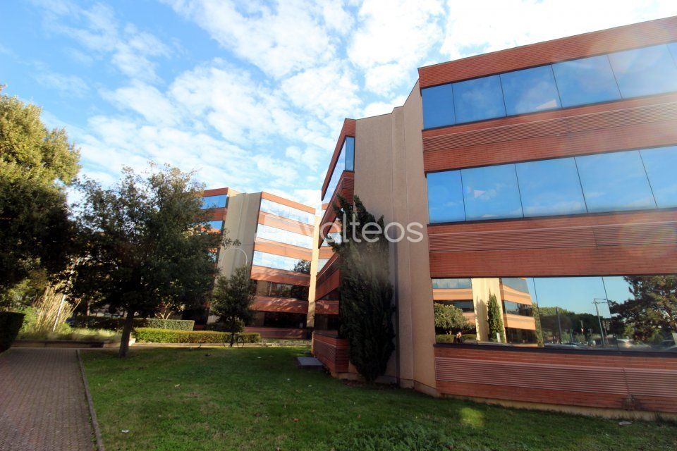 Location bureaux 366 m² non divisibles