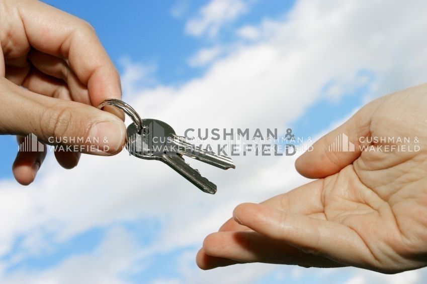 Location activités 1085 m² non divisibles